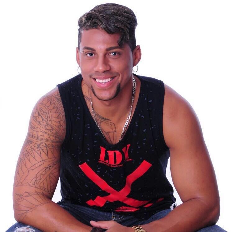 Jardel Santos, ex-Rabo de Vaca, lança carreira solo no Pé de Serra do Moai, nesta terça