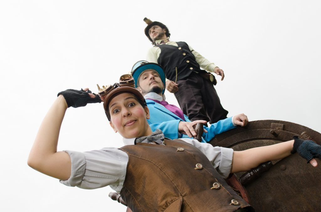 ‘Cinco Semanas em um Balão’ leva aventura, diversão e fantasia ao Teatro Amazonas