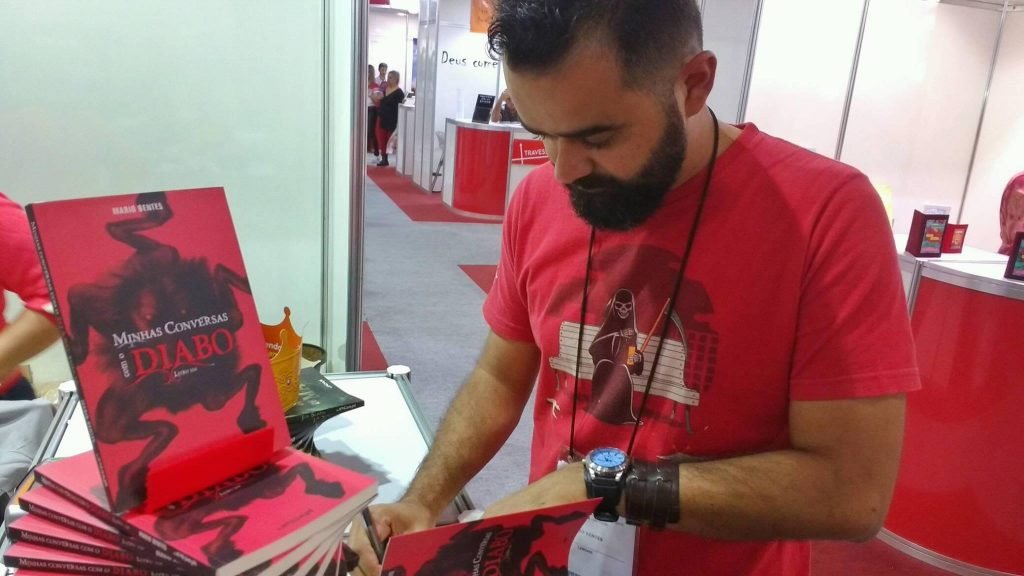 Editora amazonense vai lançar livro de contos inspirados em lendas obscuras da Internet