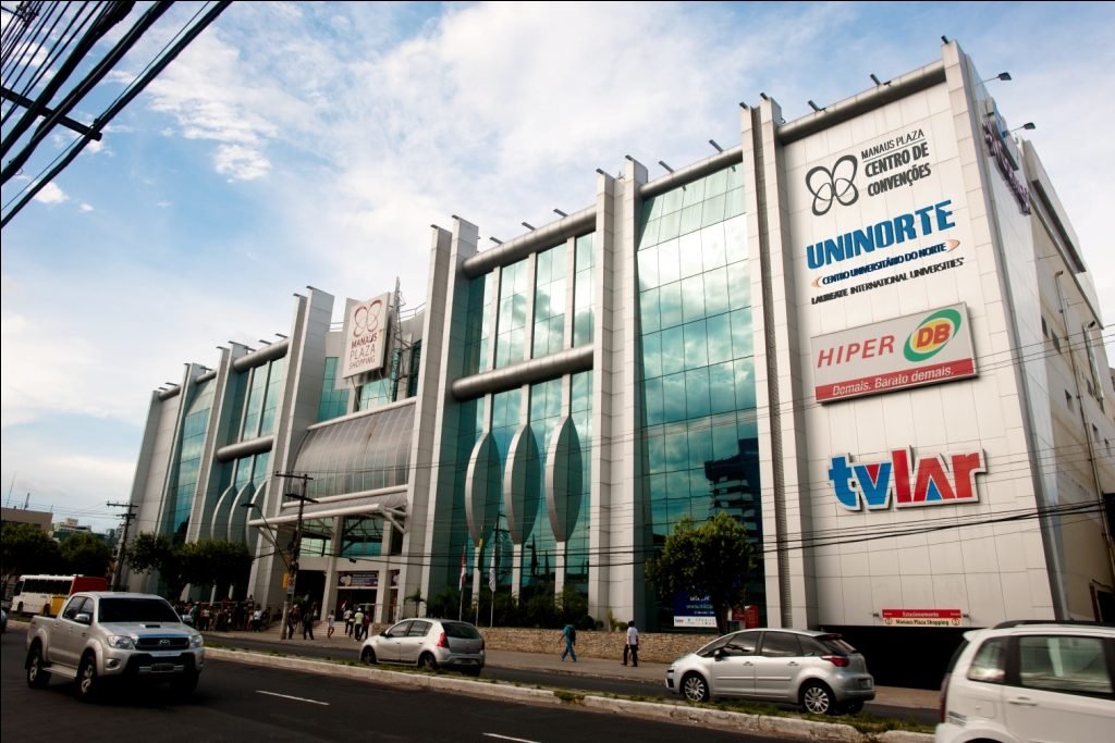Manaus Plaza shopping comemora 15 anos de TvLândia Mall com mega festa