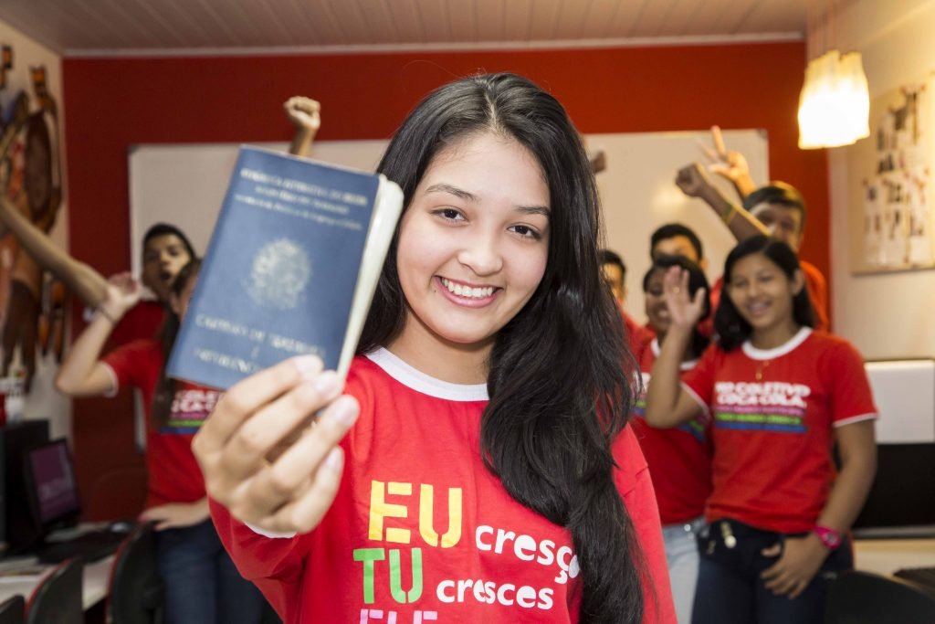 Coletivo Jovem anuncia 360 vagas de capacitação gratuita em Manaus
