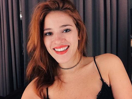 No Twitter, ex-BBB Ana Clara conta que não está conseguindo comer direito: “É bom que emagrece”