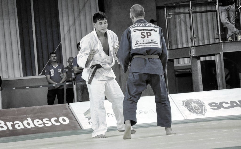 Campeonato Brasileiro de Judô reune 500 atletas de sete Estados na Arena Amadeu Teixeira com lutas até domingo