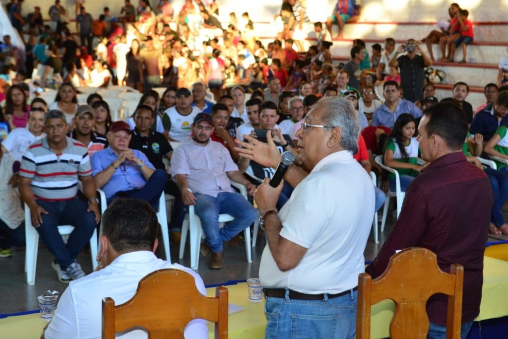 Amazonino anuncia licitação para a construção do ‘Anel Viário’ de Humaitá