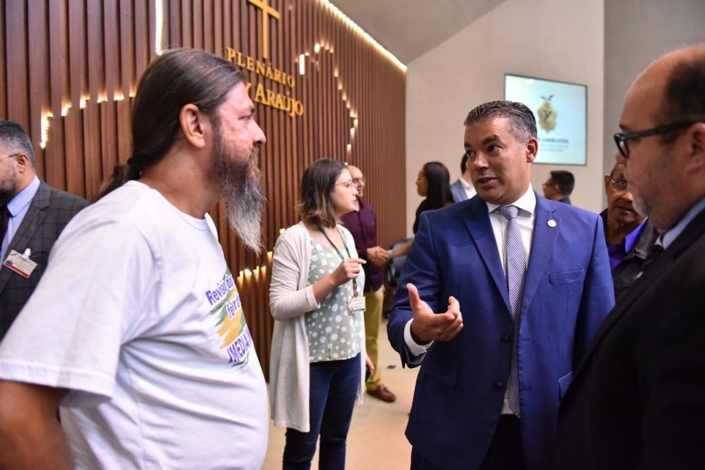 Josué solicita aos Procons que assegurem baixa nos preços dos combustíveis