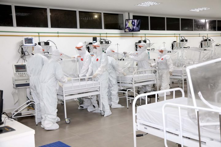 Inscrições abertas para a contratação temporária de mais 320 profissionais de saúde