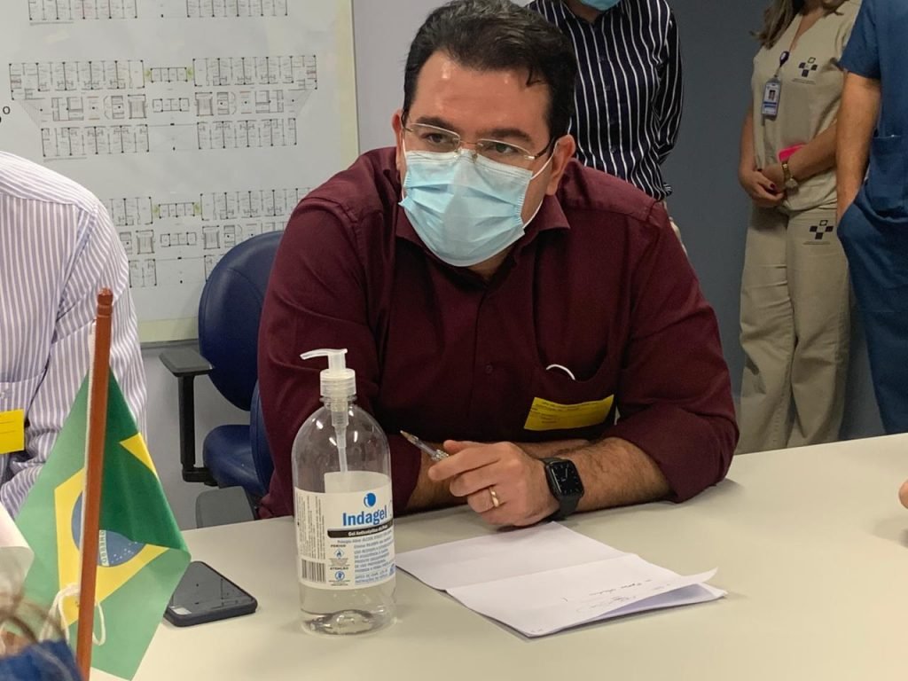 Delphina Aziz não funciona em sua totalidade, mas Governo paga 100% dos serviços, somando R$30 milhões ao mês