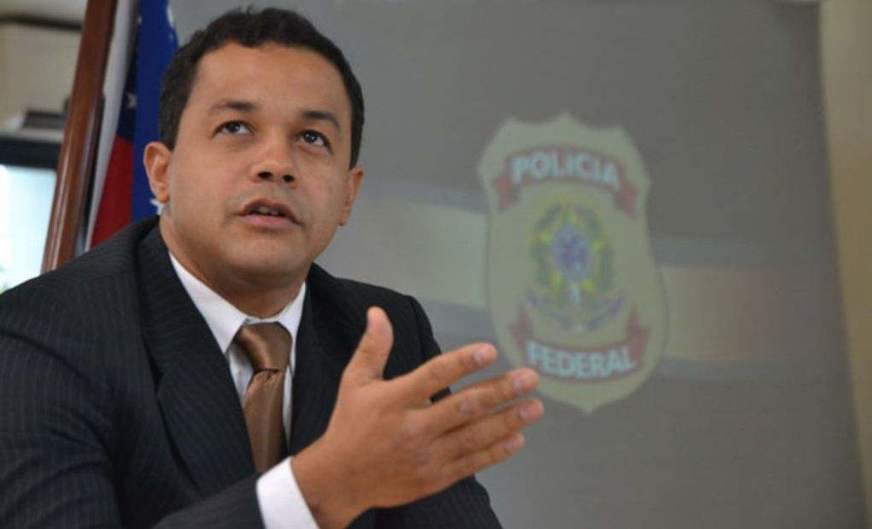 Delegado Pablo usou mãe e irmão como ‘laranjas’ em esquema de R$ 1,2 milhão Delegado Pablo usou mãe e irmão como 'laranjas' em esquema de R$ 1,2 milhão