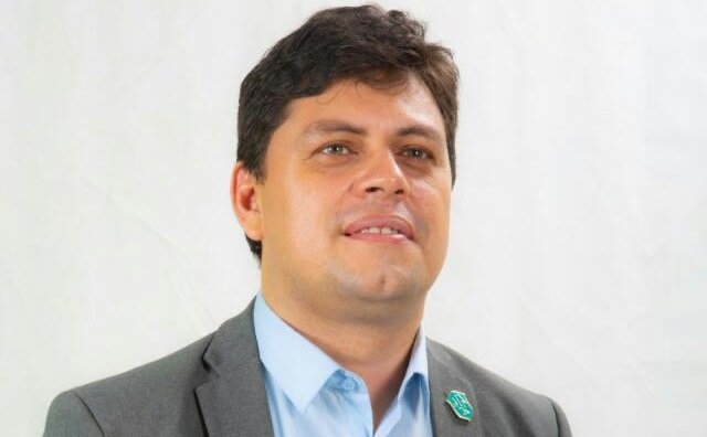Sem bens declarados, Marcelo Amil diz que está preparado justamente por conhecer dificuldade dos manauaras Sem bens declarados, Marcelo Amil diz que está preparado justamente por conhecer dificuldade dos manauaras