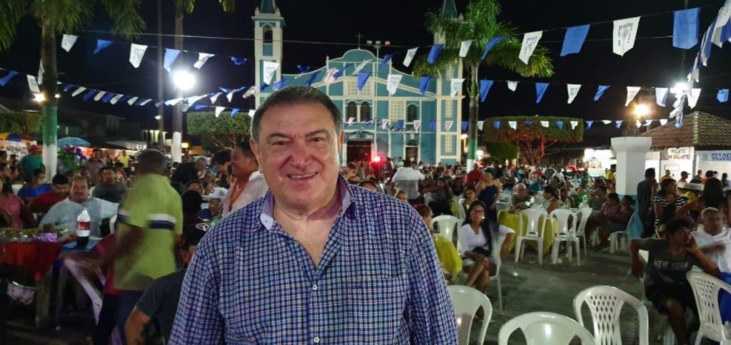 Átila Lins pressionava para reabrir serrarias fechadas no Amazonas, revela PF