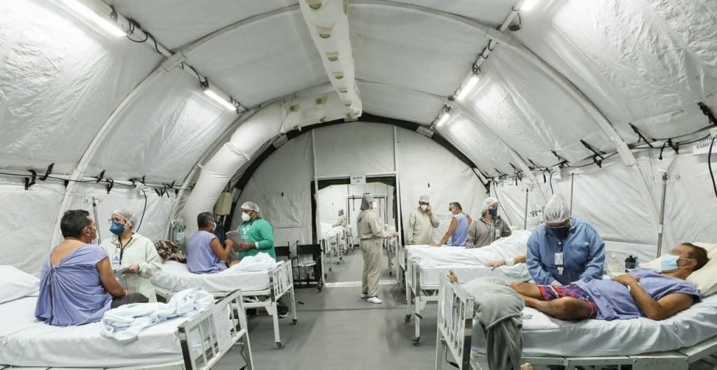 Pacientes com covid-19 na fase final de tratamento devem ser transferidos para enfermaria de campanha