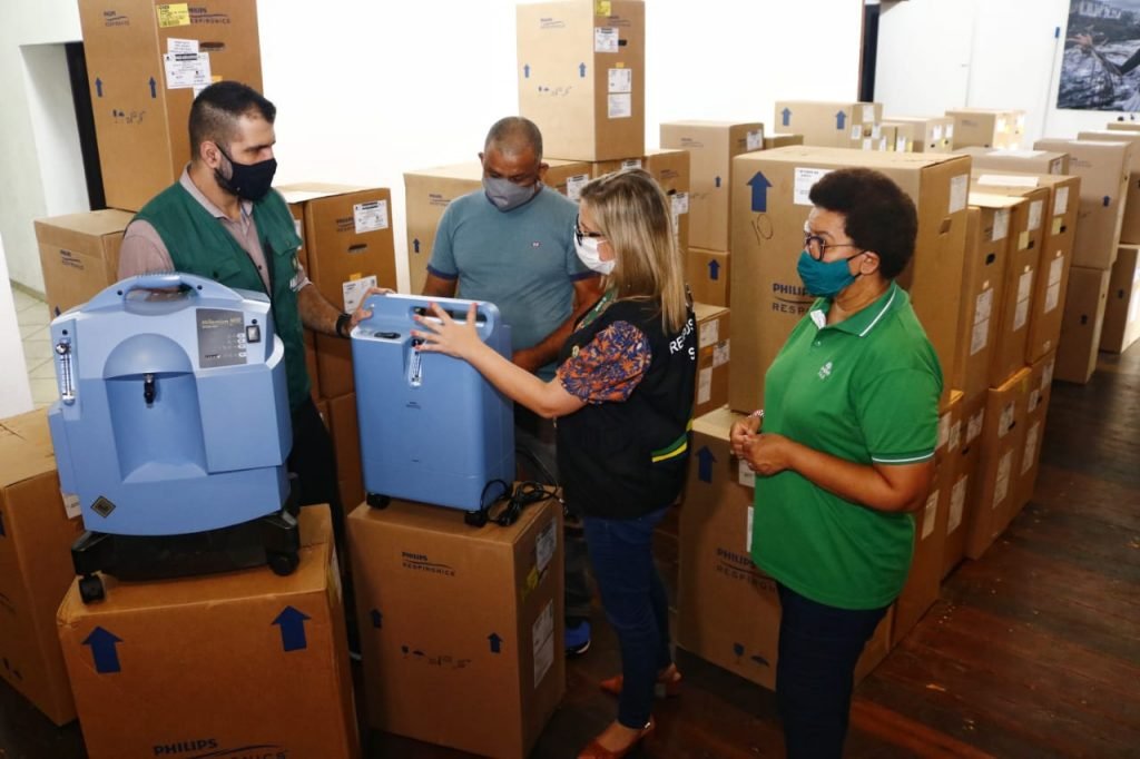Municípios do interior do Amazonas começam a receber concentradores de oxigênio doado por ONG