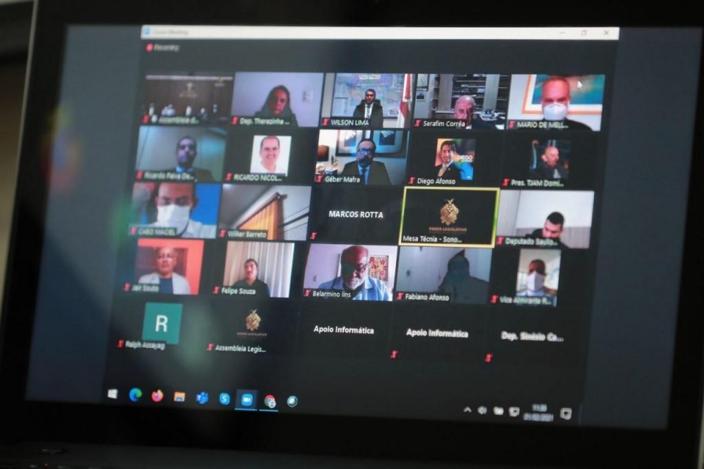 Governador fala sobre importância do diálogo com a Aleam em favor de propostas que atendam necessidades da população