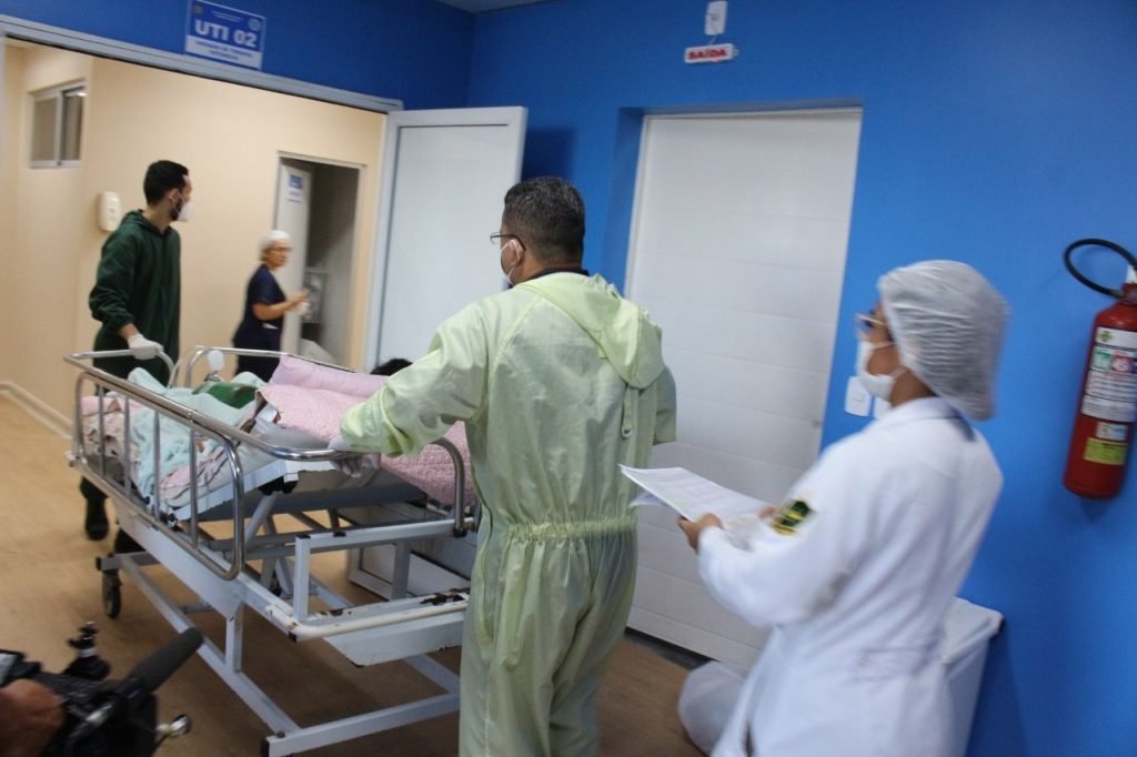 Indicadores apontam queda da média de mortes e casos confirmados de Covid-19 no Amazonas
