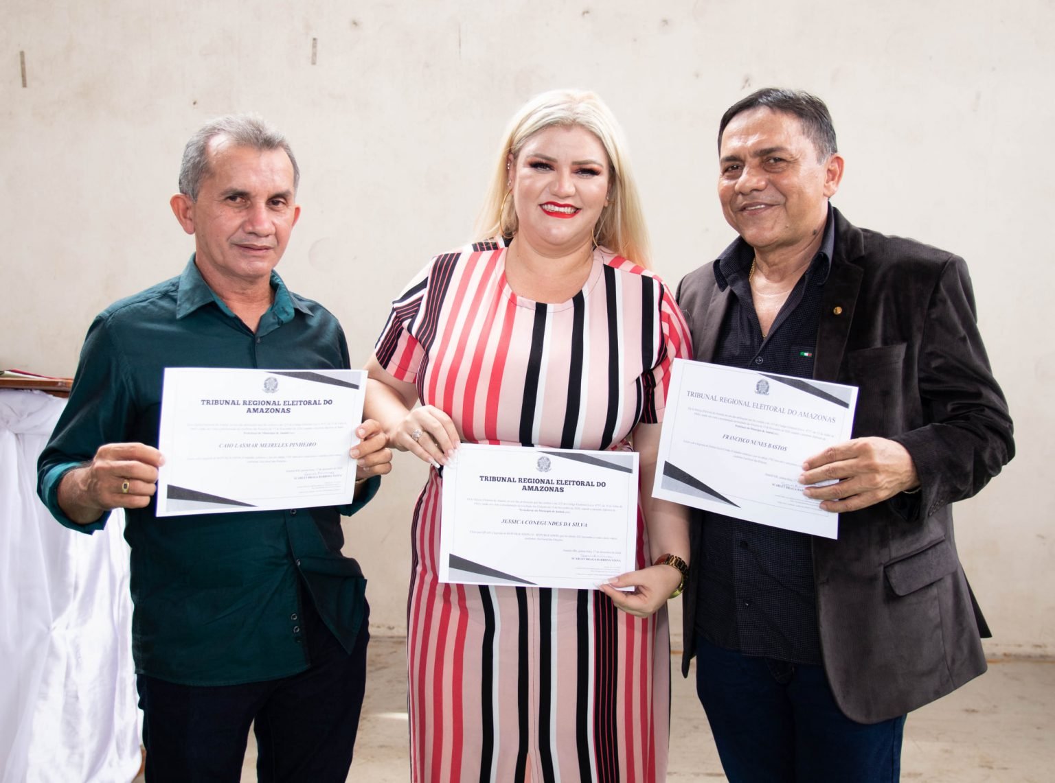 Nora do prefeito de Anamã eleita vereadora tenta fugir de depoimento em processo de cassação