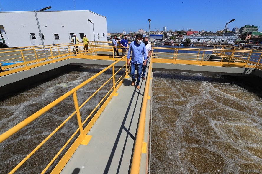 Wilson Lima inaugura a maior Estação de Tratamento de Esgoto do Norte do país, que vai atender 192 mil pessoas