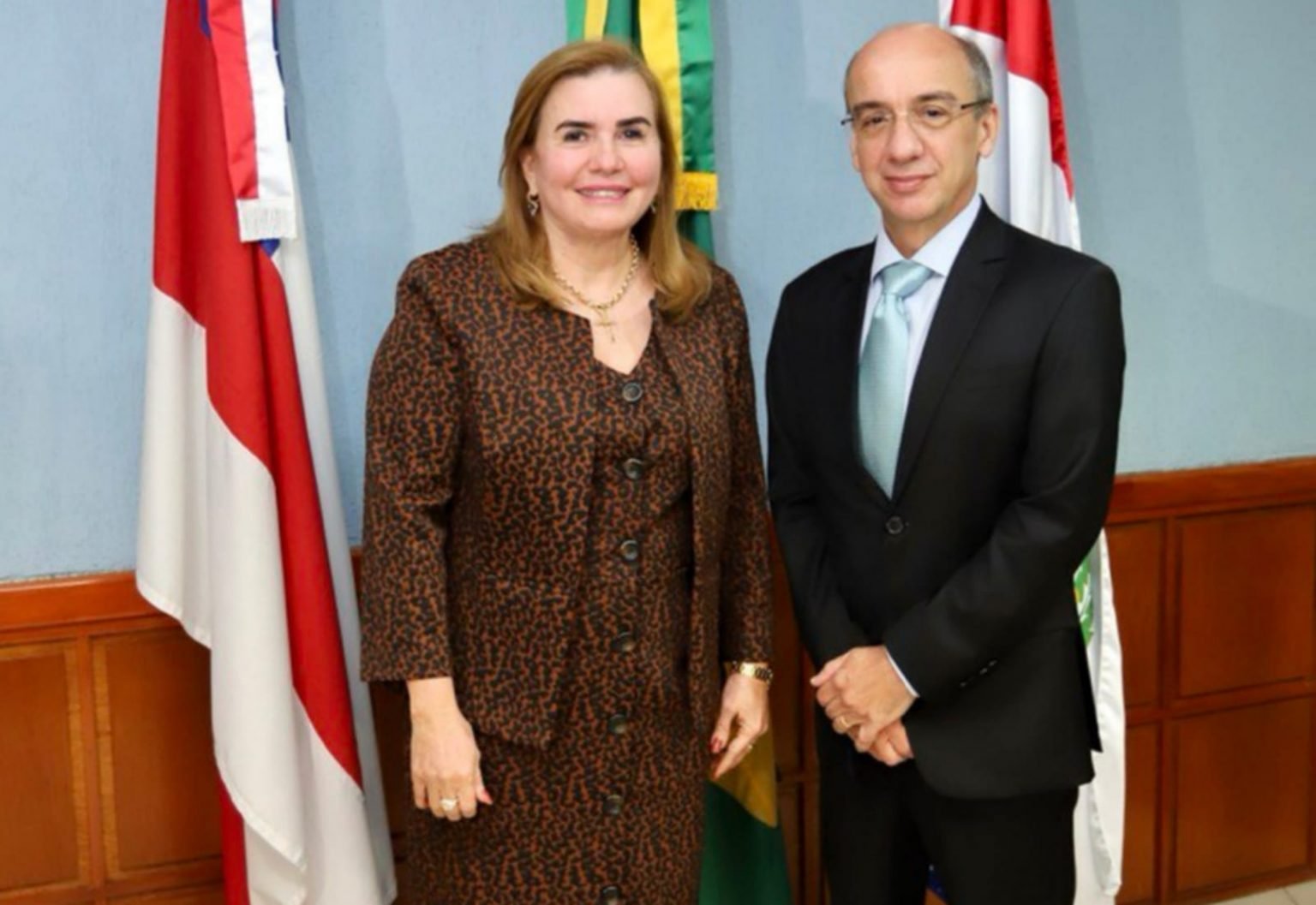 Érico Desterro é eleito presidente do TCE-AM