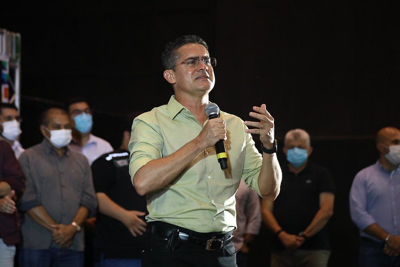 David Almeida reajusta salário de servidores da Saúde em 10,05%