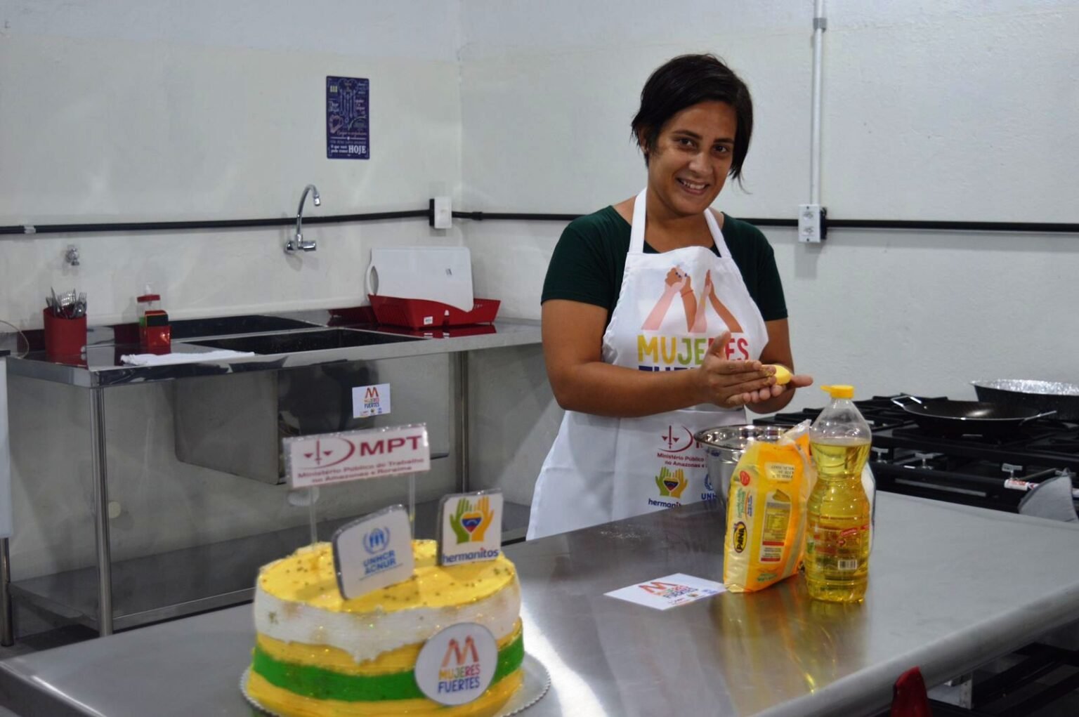 Projeto incentiva mulheres venezuelanas a começarem um empreendimento na área gastronômica