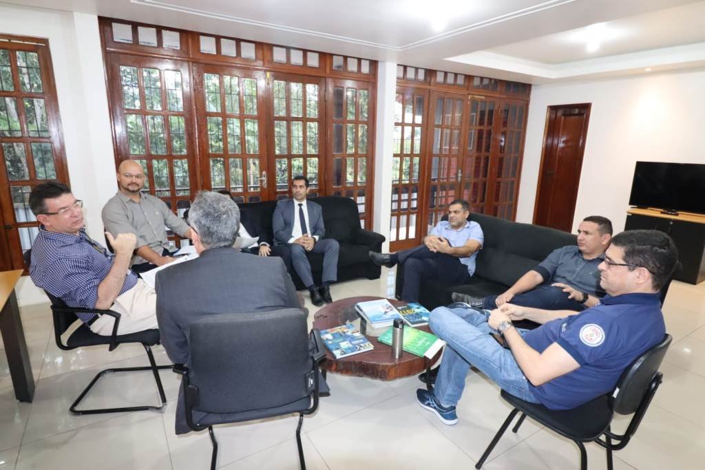 Seap discute com DPE e TJAM sobre reativação das atividades de núcleo de advocacia voluntária