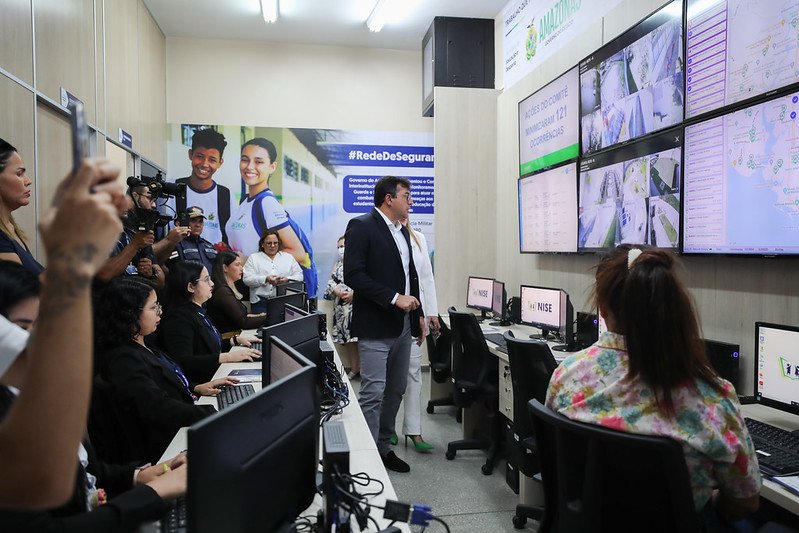 Wilson inaugura sala de monitoramento contra ameaças nas escolas Wilson sala monitoramento ameaças escolas