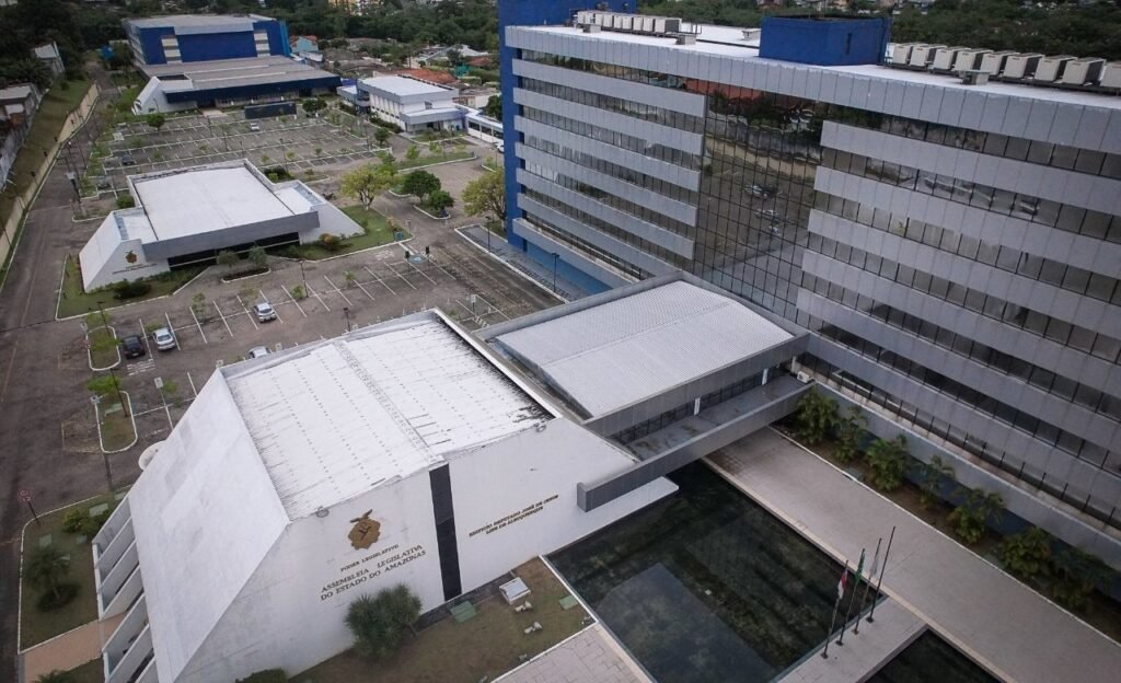 Assembleia gasta mais R$ 740 mil em centro de mídias presidente Assembleia centro mídias