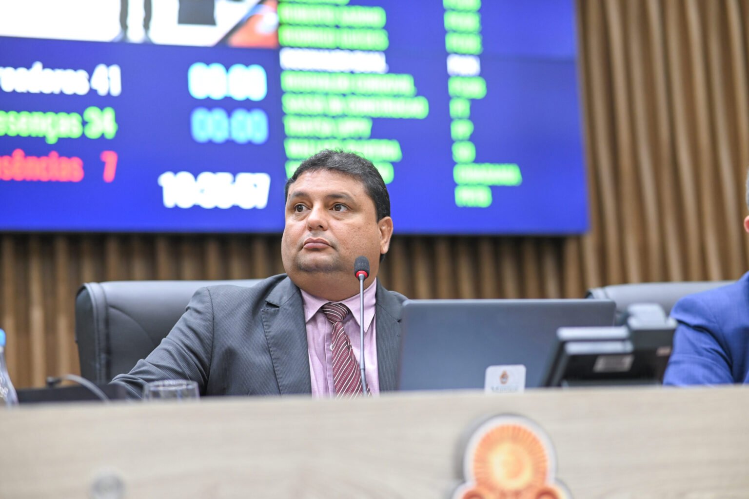 Presidente Câmara republicar irregular