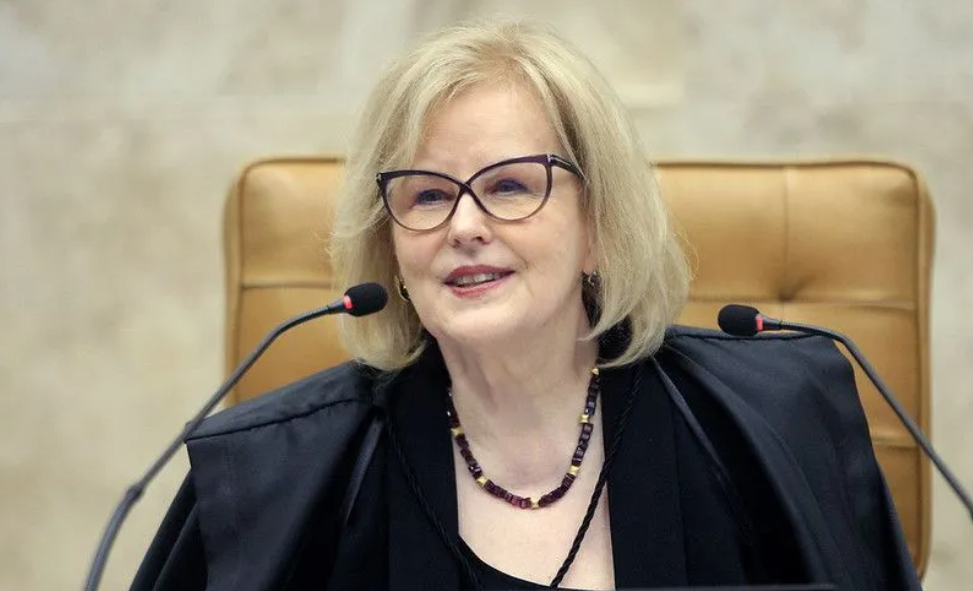 Rosa Weber lança em São Gabriel a primeira Constituição Federal em língua indígena Constituição