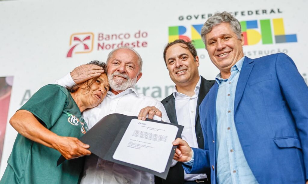 ‘Vamos continuar brigando’, diz Lula ao criticar ‘juros altos’ no País