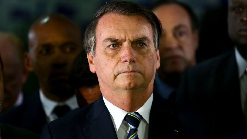 TSE multa Bolsonaro em R$ 10 mil por impulsionar campanha contra Lula