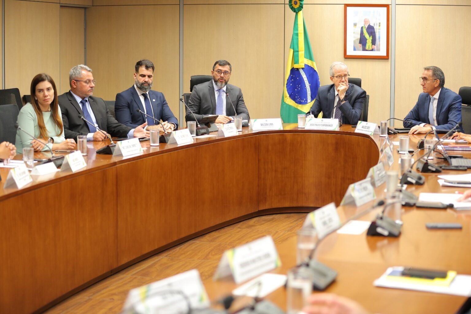 Em Brasília, Wilson Lima aciona ministros para reduzir impactos da estiagem no AM em 2024