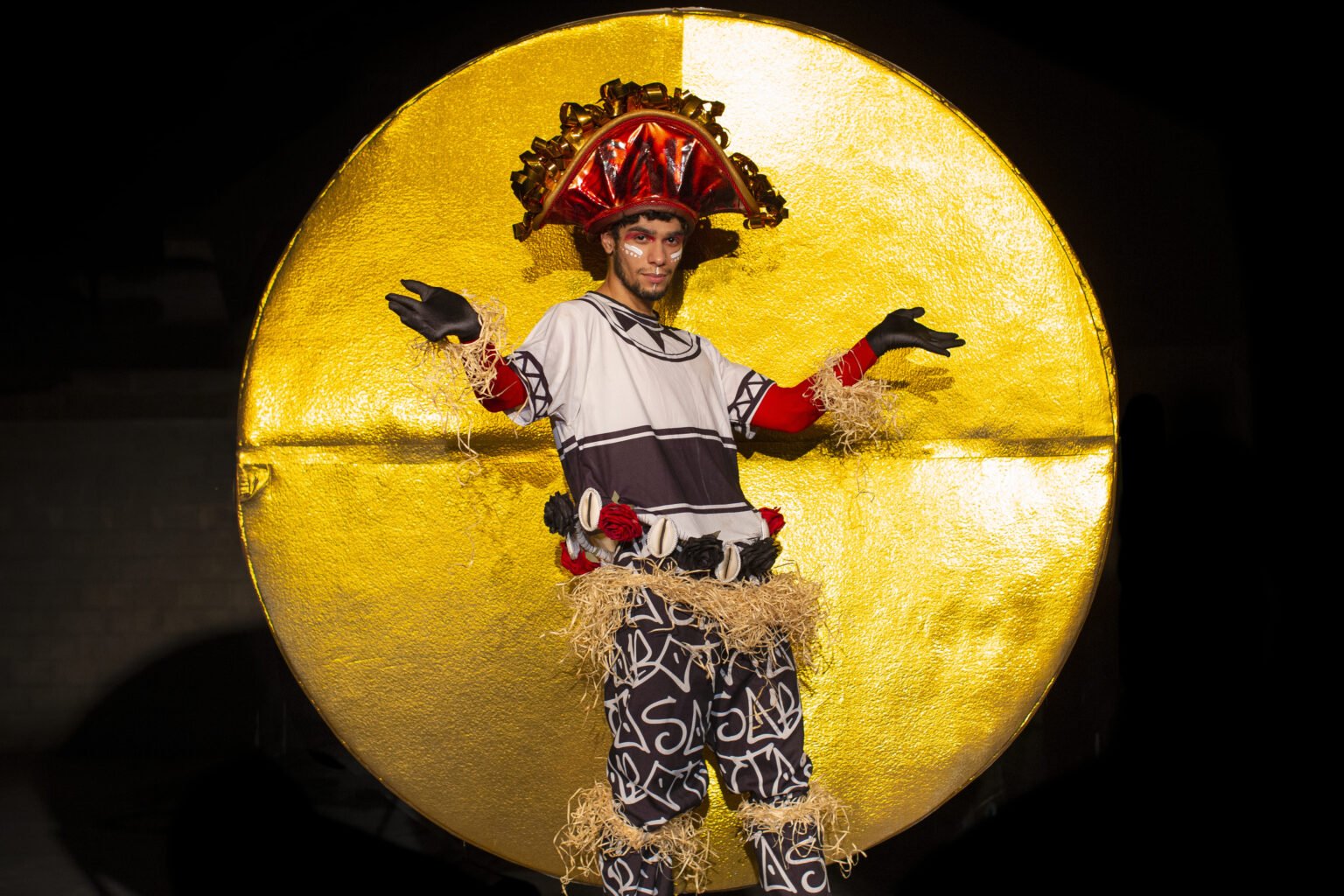 Após sucesso em telefilme, ator amazonense de Tabatinga ganha os palcos do teatro em São Paulo