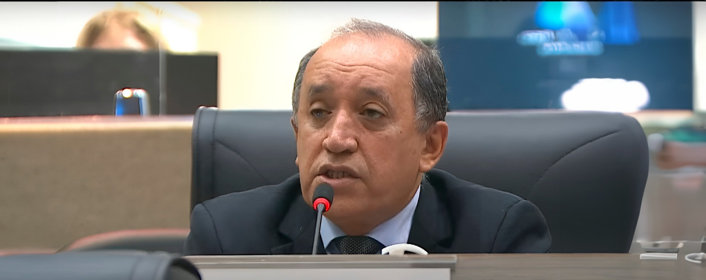 ‘Merenda não é almoço’, diz vereador aliado de David e toma investida de educadores vereador