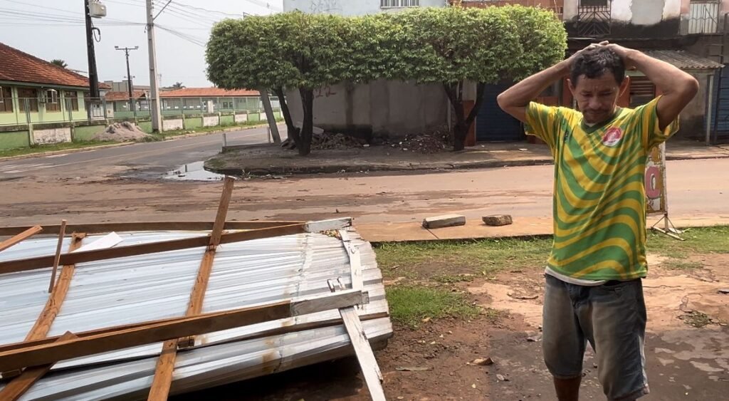 Temporal causa estragos e destelha casas em Itacoatiara (AM) temporal chuva Itacoatiara