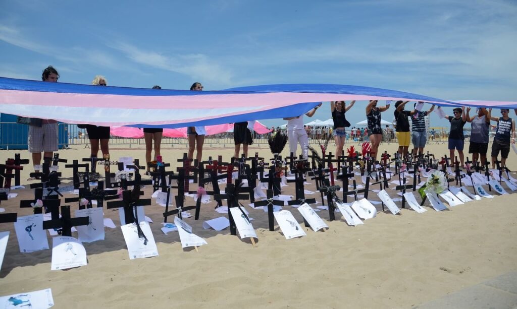 Número de pessoas trans e travestis assassinadas no Brasil cai em 2024 Brasil