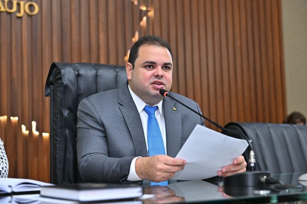 Assembleia do Amazonas pede isonomia ao STF em disputa sobre reeleição de Cidade