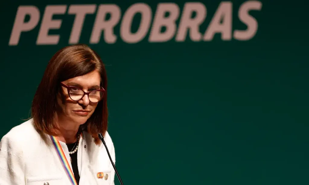 Petrobras reduz preço do diesel em R$ 0,17 a partir de 1º de abril Petrobras