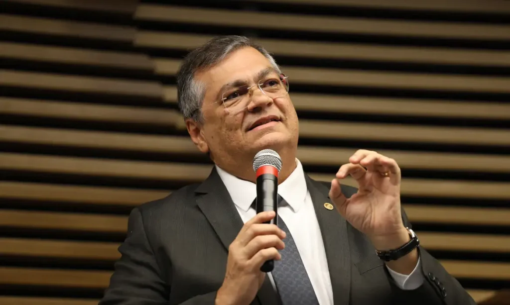 Ministro do STF diz ter recebido mensagem com ameaças e ofensas STF