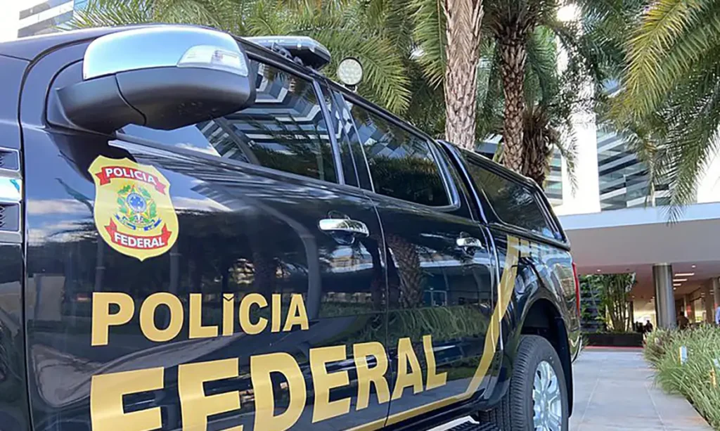 Polícia Federal combate grupo que envia drogas para Europa em aviões drogas
