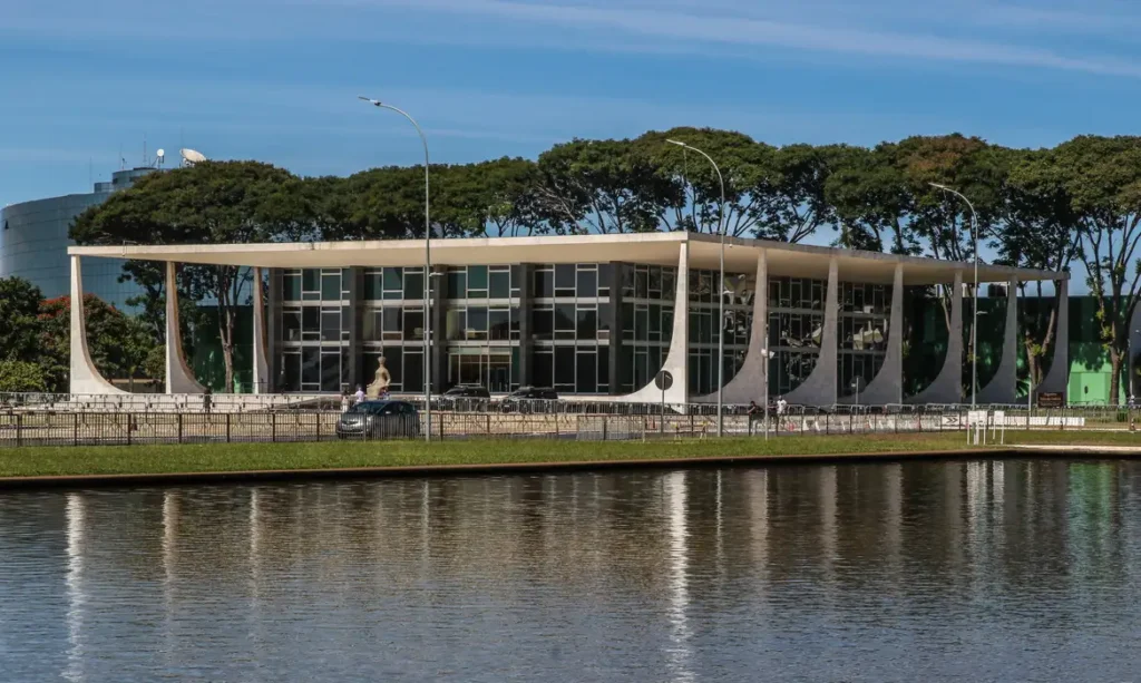 Moraes ouve hoje testemunhas de Bolsonaro em ação sobre trama golpista Bolsonaro