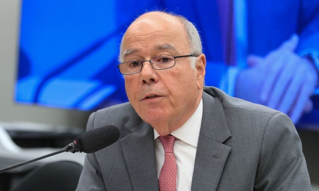 Itamaraty tenta retirada de políticos brasileiros via Jordânia Itamaraty