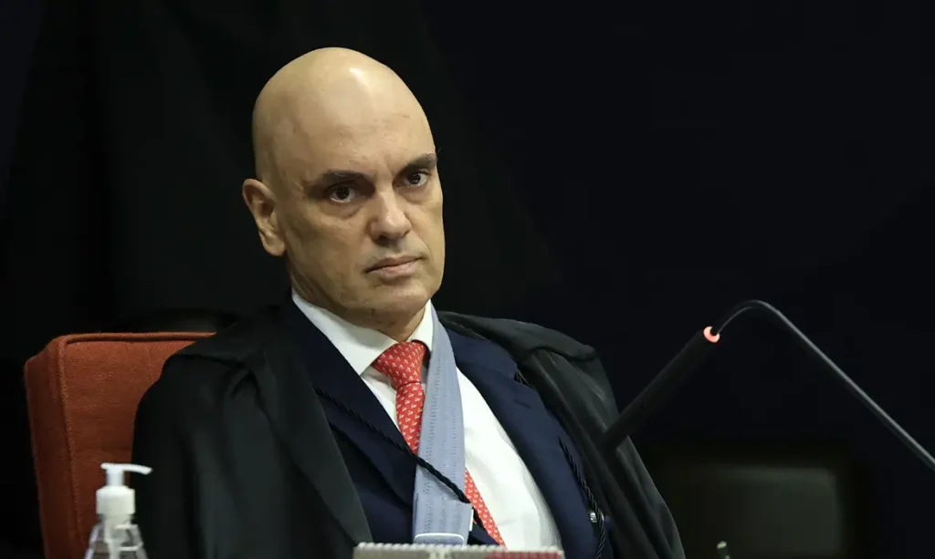Moraes vai relatar ação da AGU para manter decreto do IOF IOF