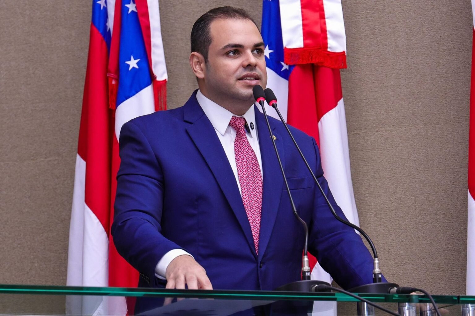 Roberto Cidade anuncia data de lançamento do edital do concurso público da Aleam