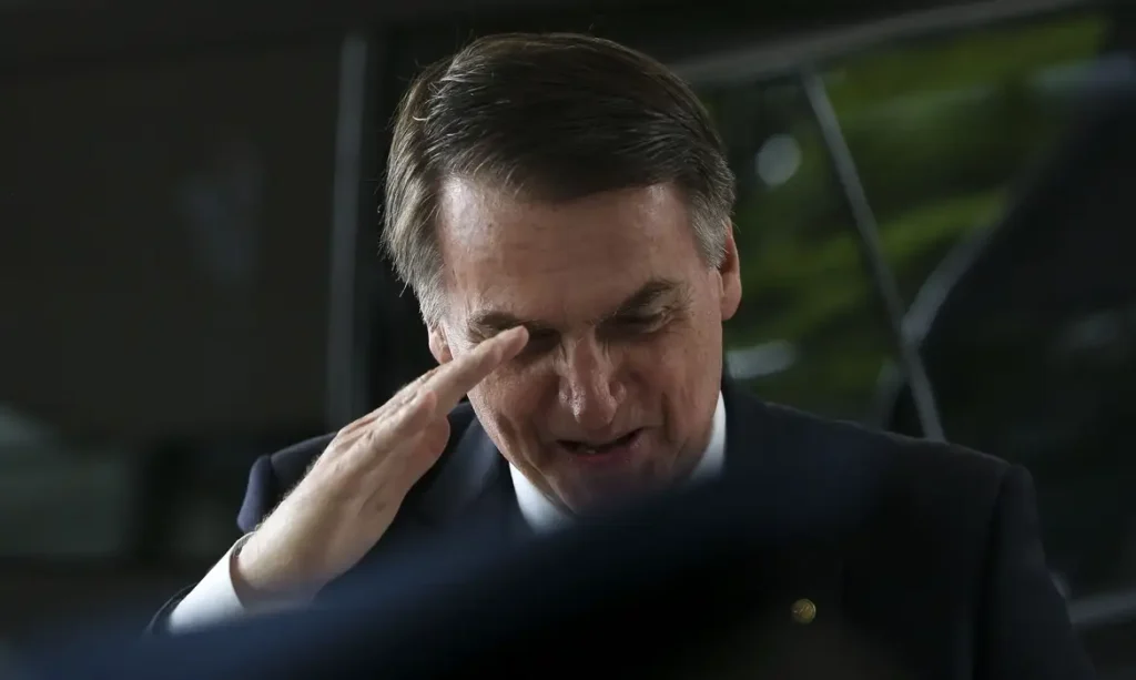 Relatório da PF diz que Bolsonaro movimentou R$ 30,5 milhões em um ano PF