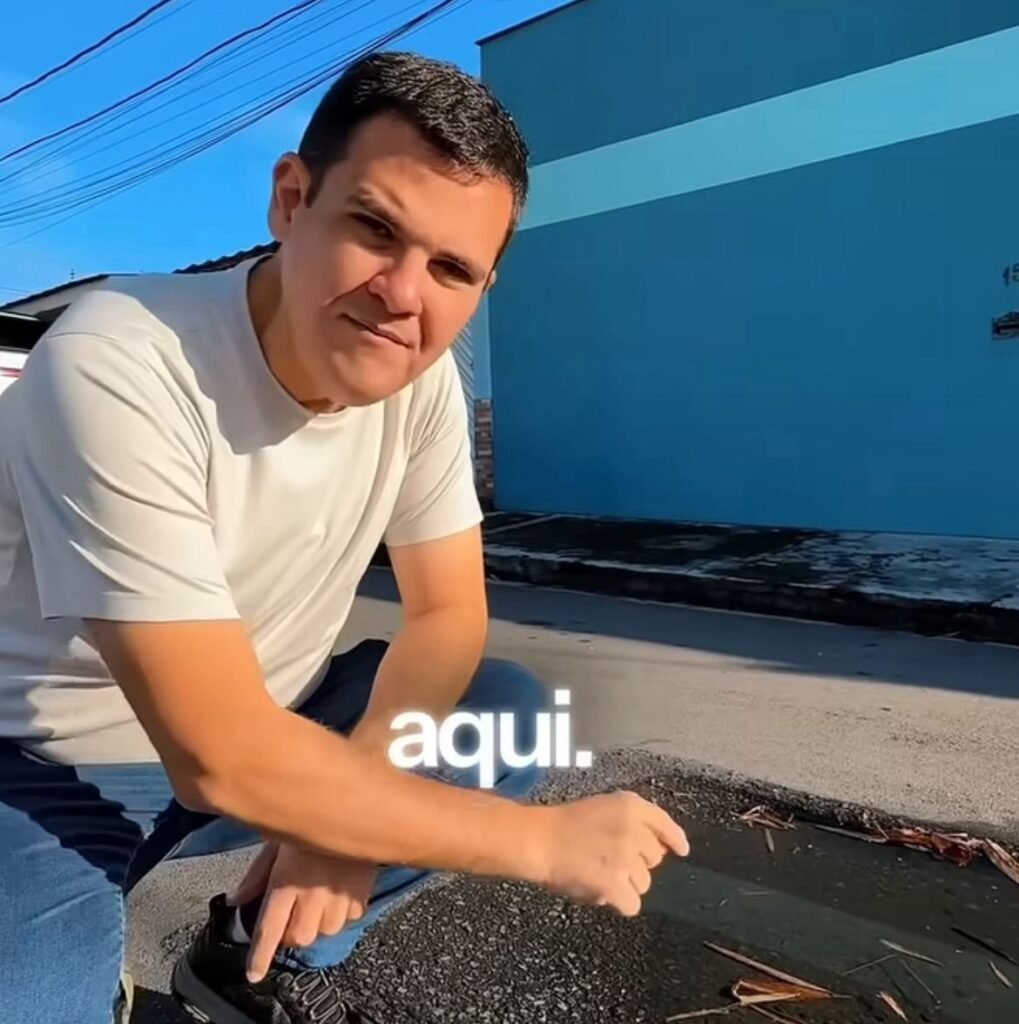 Renato Jr. ignora função da AGEMAN, culpa Águas de Manaus por buraco e mantém contratos milionários