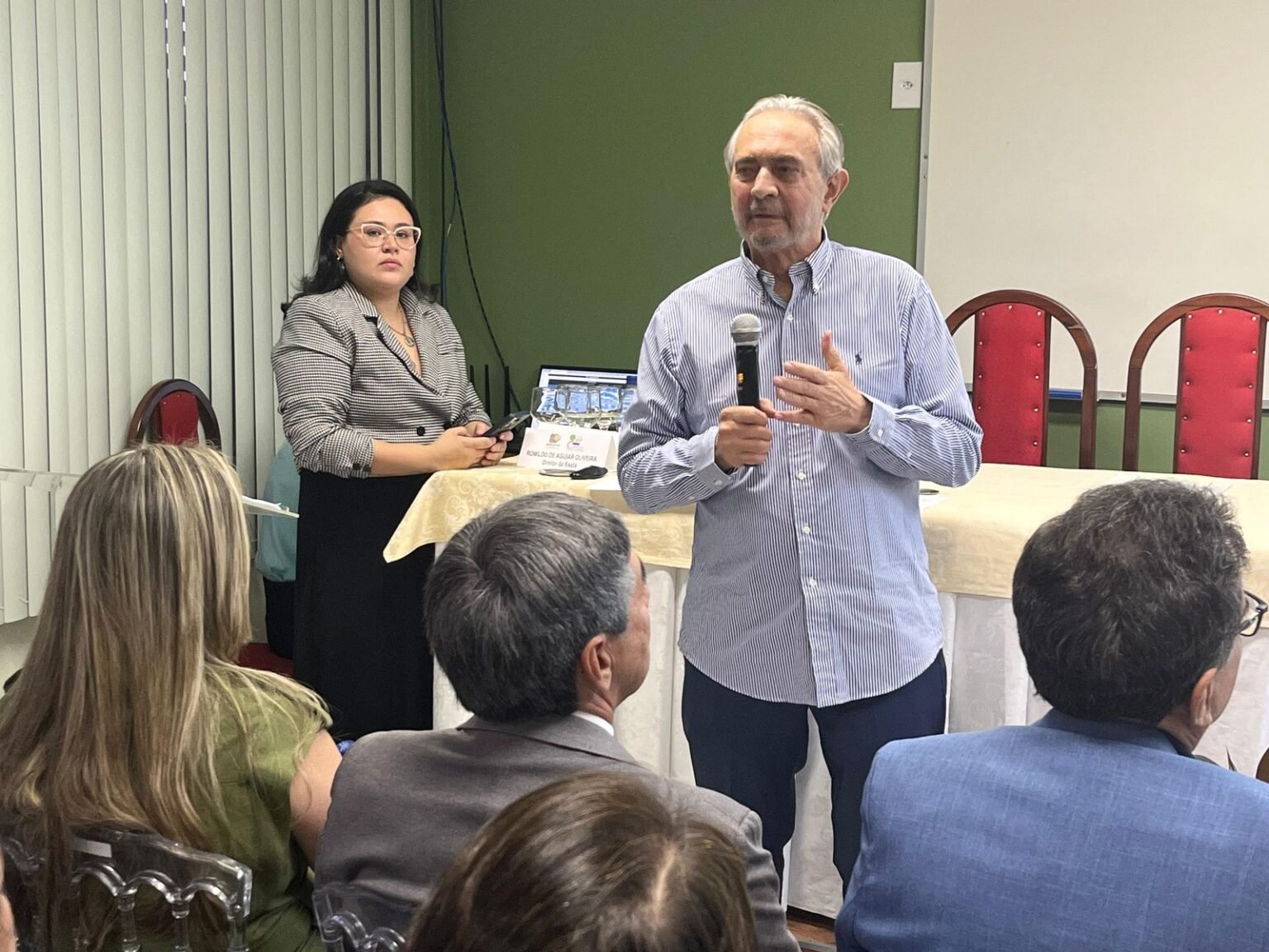 Especialistas debatem efeitos do novo Imposto sobre Bens e Serviços na economia do Amazonas Imposto