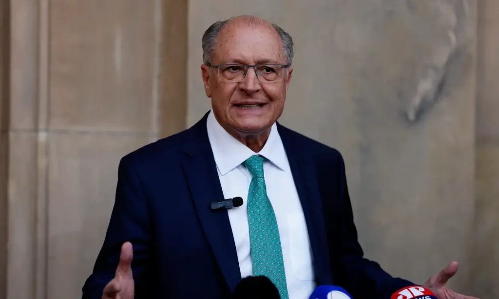 Alckmin diz que “Judiciário tem a última palavra” sobre anistia Anistia