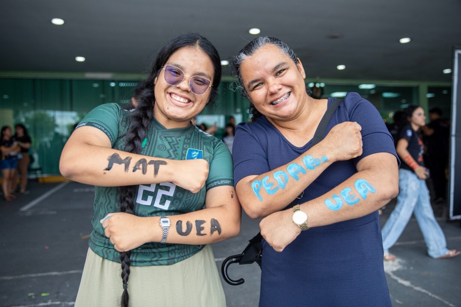 Emoção e felicidade marcam divulgação de resultados do Vestibular e SIS da UEA