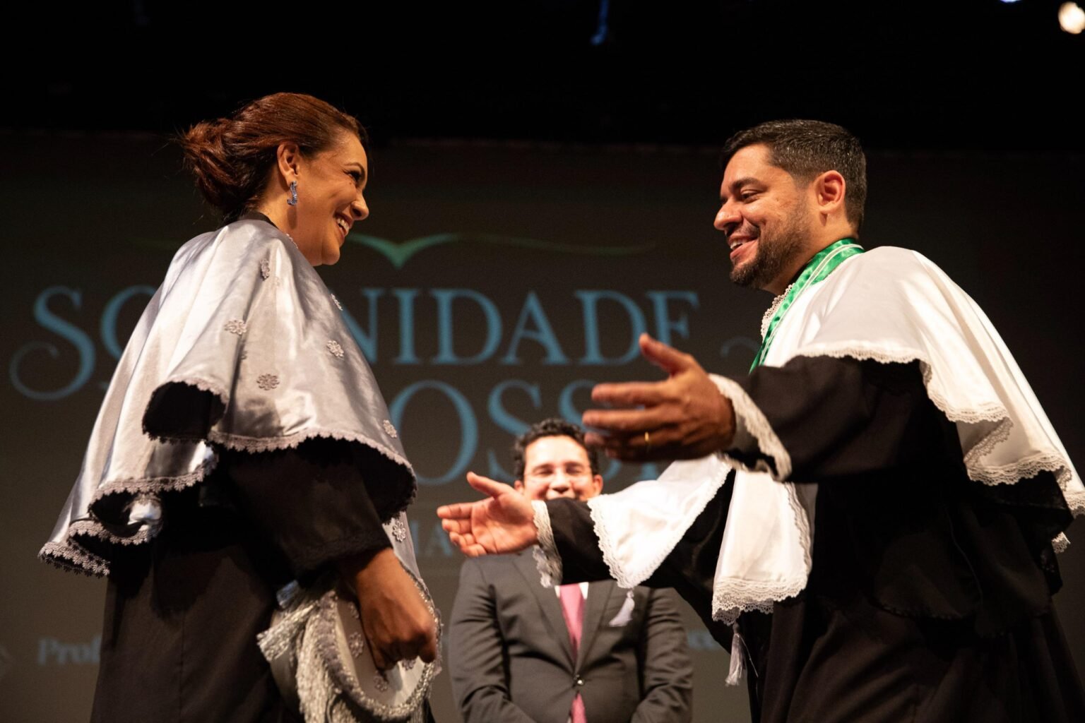 Em cerimônia, André Zogahib e Katia Couceiro são empossados nos cargos de reitor e vice-reitora da UEA UEA