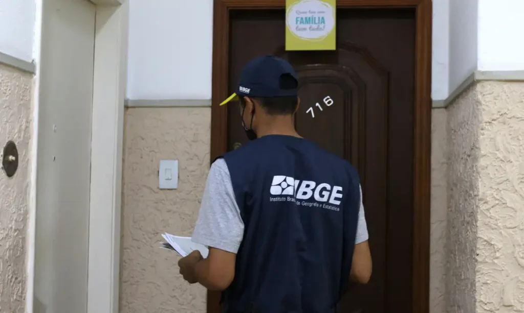IBGE abre nova seleção para preencher 1,4 mil vagas temporárias IBGE